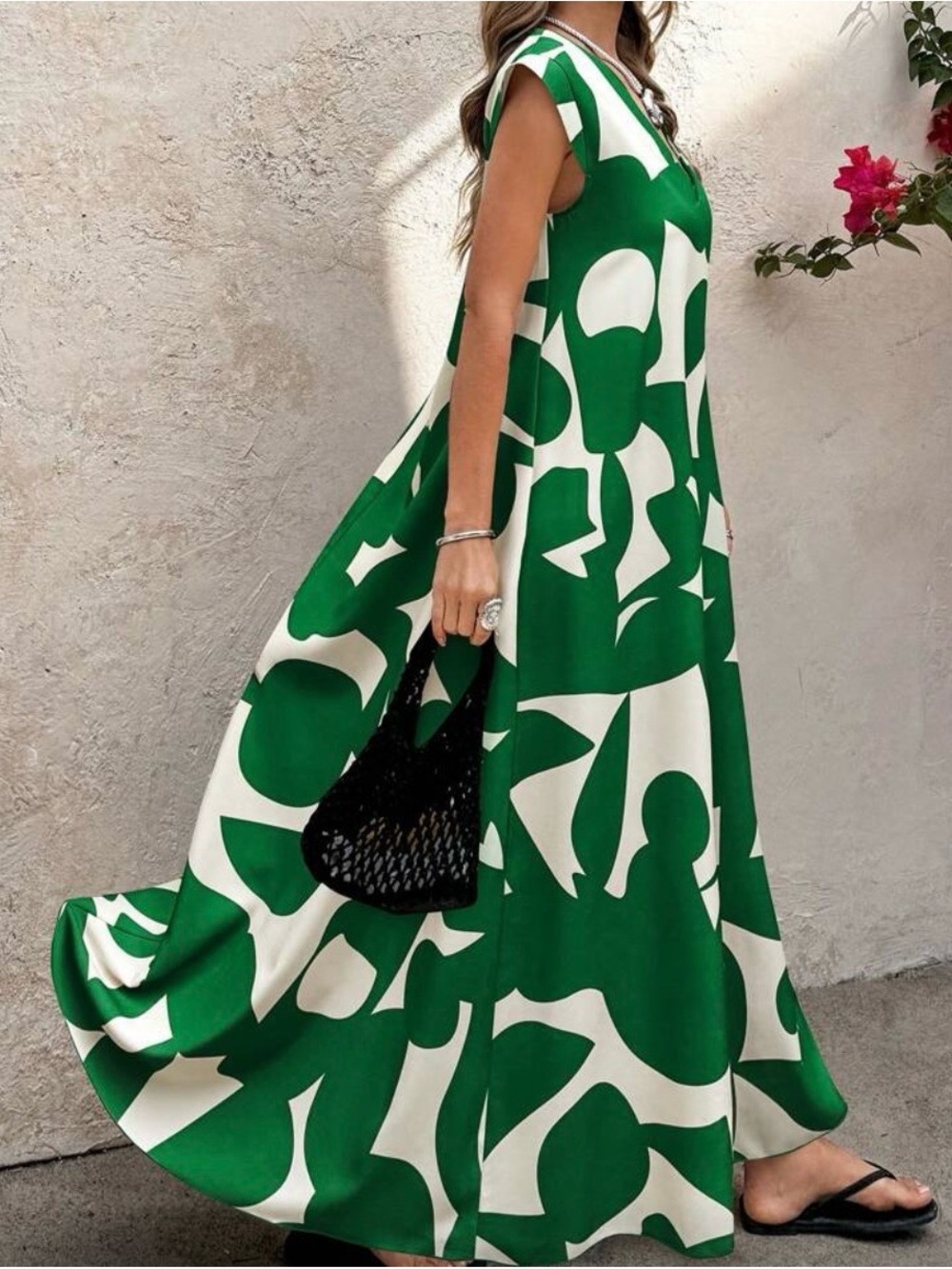 Green & White Abstract Maxi Dress - Women's Flowing Sleeveless Dress